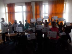 МЛАДИТЕ ДОБРОВОЛЦИ НА БЧК-ЛОВЕЧ ПРОВЕДОХА ОТКРИТИ УРОЦИ ПО ПСИХОСОЦИАЛНА ПОДКРЕПА В ЧЕТИРИ ОБЩИНИ
